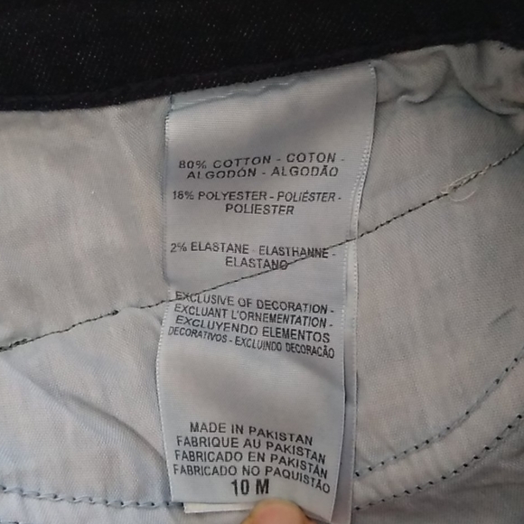 Signature Levi Jeans - Picture 7 of 7